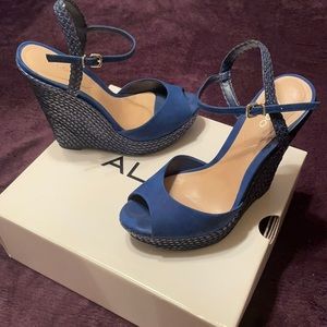 ALDO, size 7.5 Blue